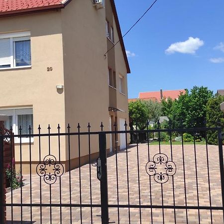 Appartamenti Delle Vacanze Keszthely Buitenkant foto