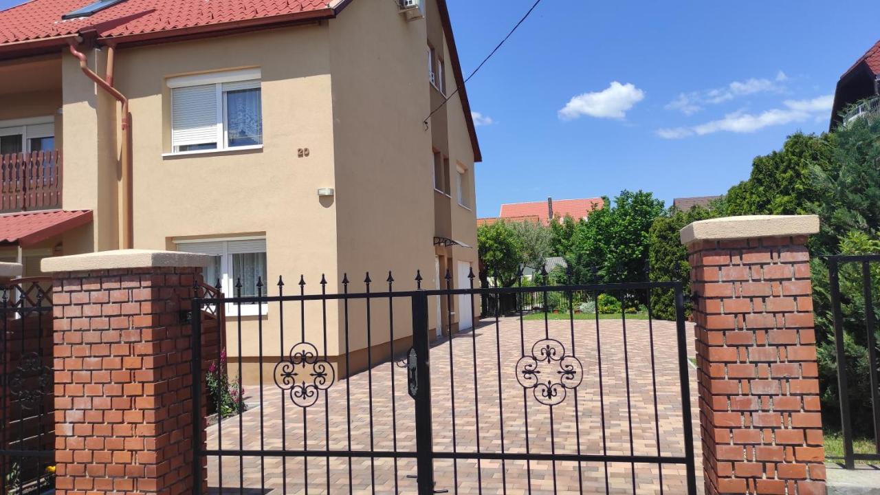 Appartamenti Delle Vacanze Keszthely Buitenkant foto