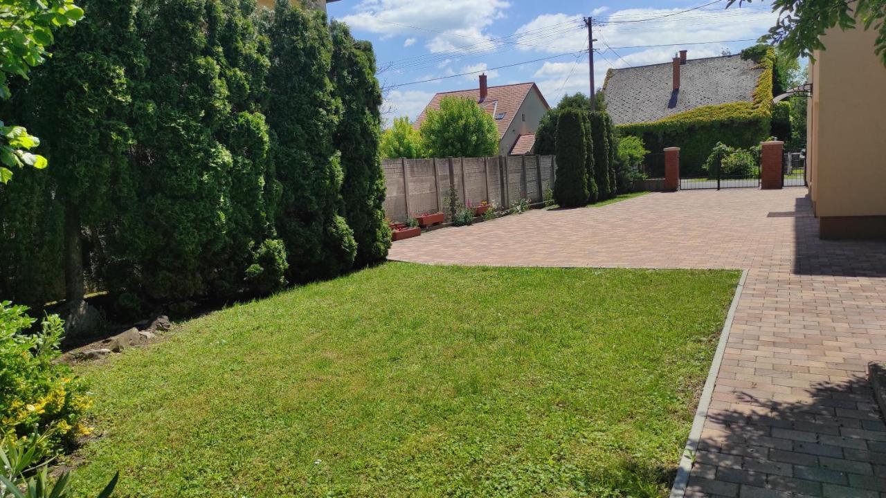 Appartamenti Delle Vacanze Keszthely Buitenkant foto