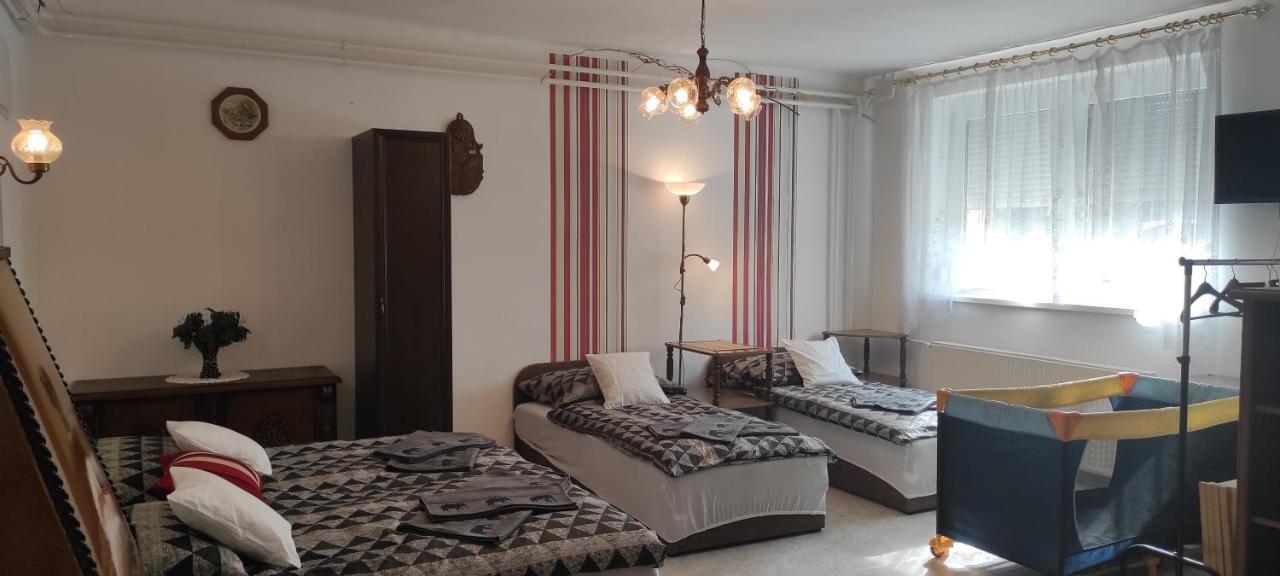 Appartamenti Delle Vacanze Keszthely Buitenkant foto